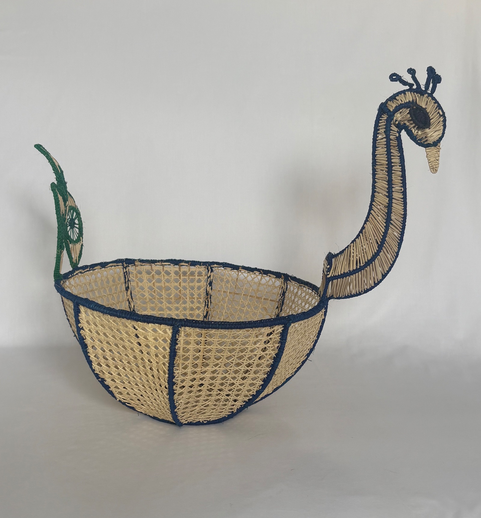 Canasto pavo real