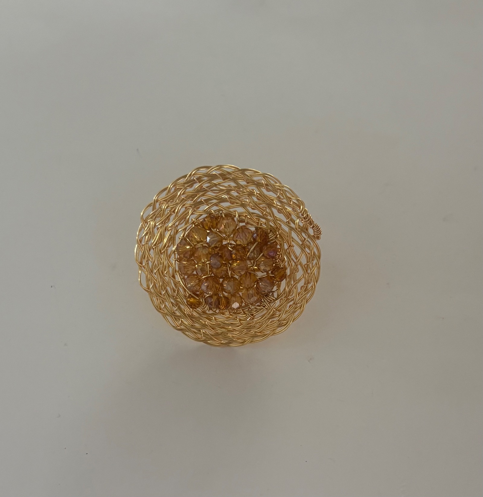 Anillo trenzado con piedras # 117